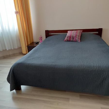 Новобудова Центр Leilighet Lutsk Eksteriør bilde